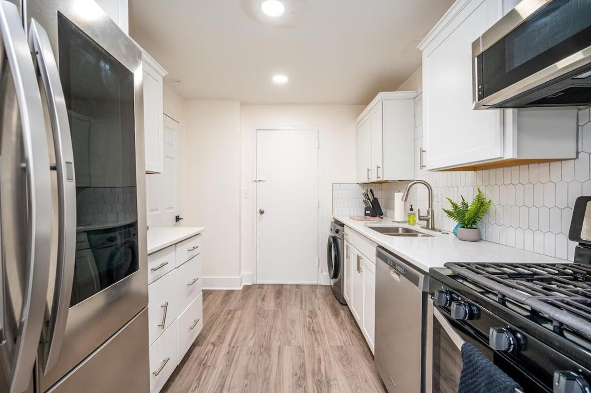 2B1B Modern Downtown Atl Condo W 1 Free Parking Lm1007 Atlanta Esterno foto